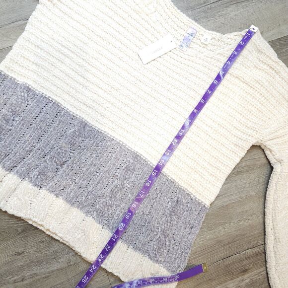 Alya Franchesca's Boutique Chenille Colorblock Cable Knit Sweater Cream Gray M - Picture 5 of 7